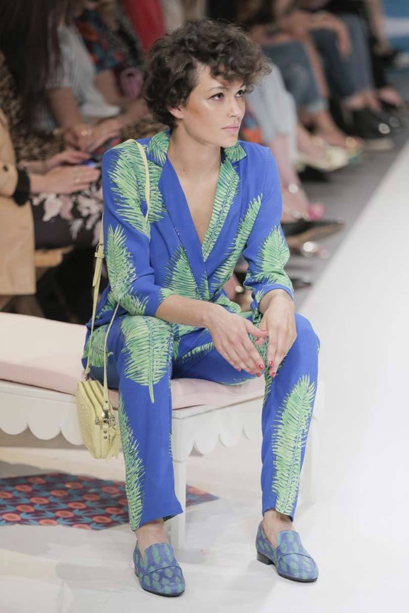 In Beeld: Kleurrijke eerste modeshow van Fabienne Chapot