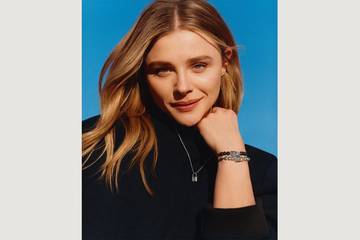 Chloë Grace Moretz rejoint Louis Vuitton en soutien à l’UNICEF