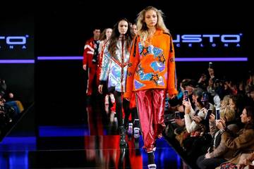 Vídeo: La catalana Custo Barcelona presenta su colección para otoño-invierno 2021 en la NYFW