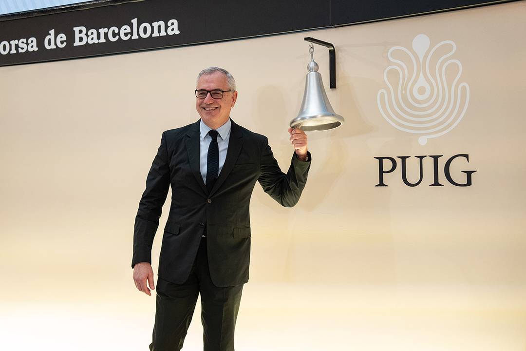 Marc Puig, presidente ejecutivo de Puig, durante la ceremonia del “toque de campana” con la que se ha celebrado la admisión a cotización de Puig en la Bolsa de Barcelona, el 3 de mayo de 2024.