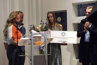 Modestipendium voor Iris van Herpen
