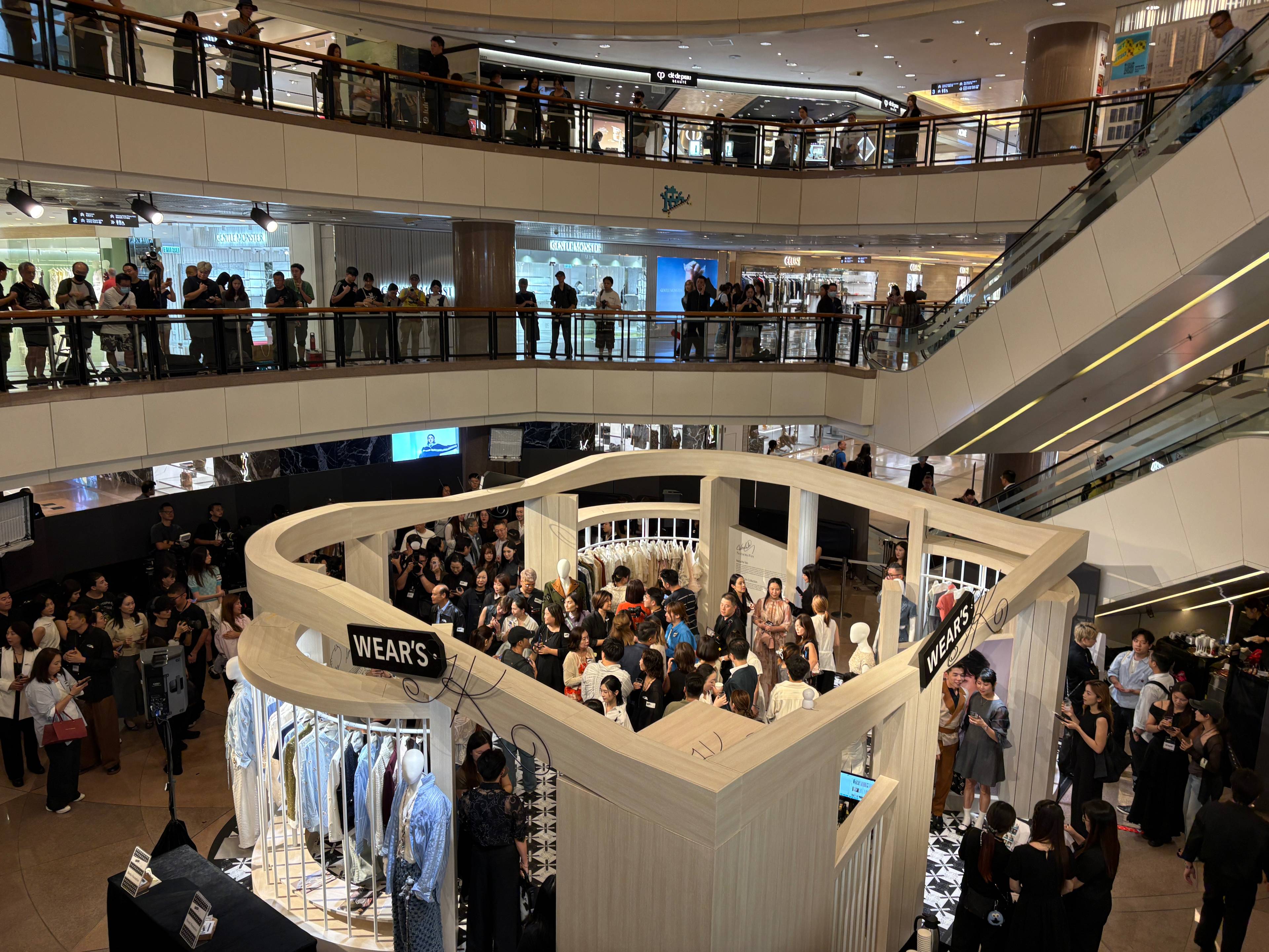 Wear's HK, Harbour City Mall