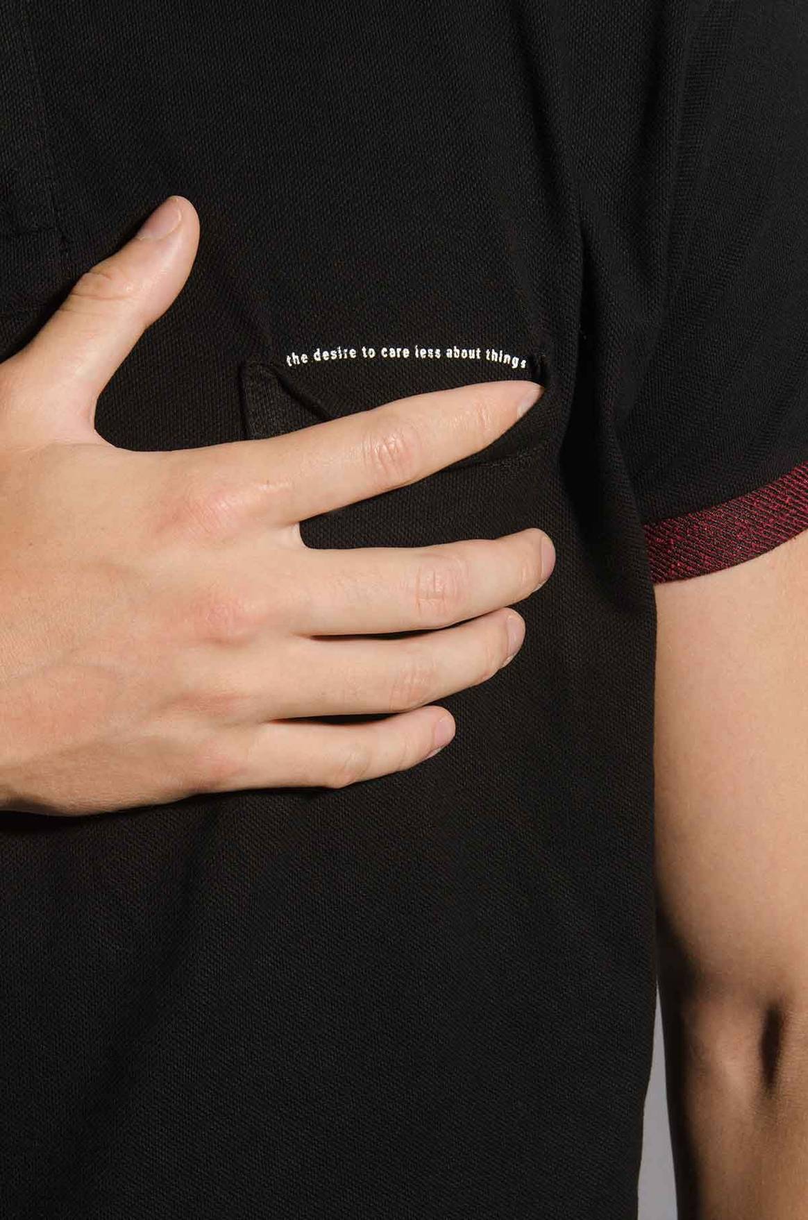 Isabel Rott started a minimalist, genderless brand without previous fashion experience
