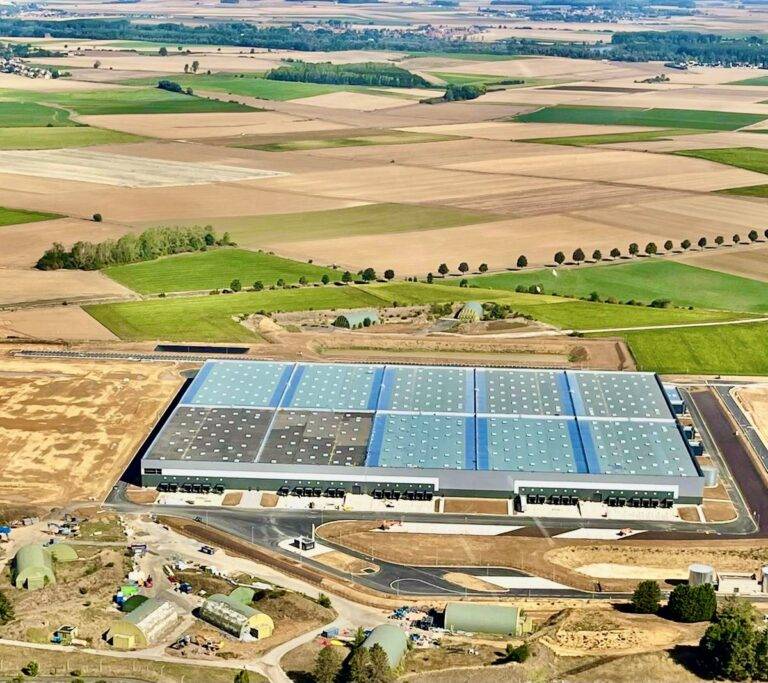 Centre Logistique, vu du ciel/ Courtesy of La Redoute