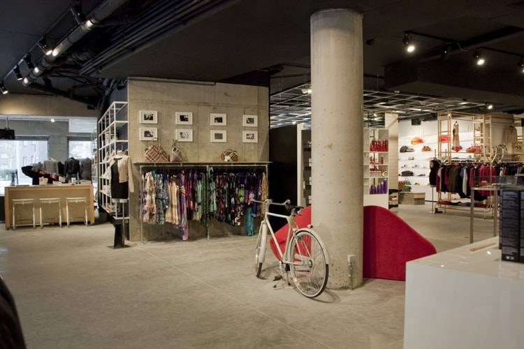 YOUR premium store Antwerpen