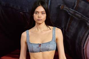 Diesel: denim e sensualità per la collezione firmata da Glenn Martens