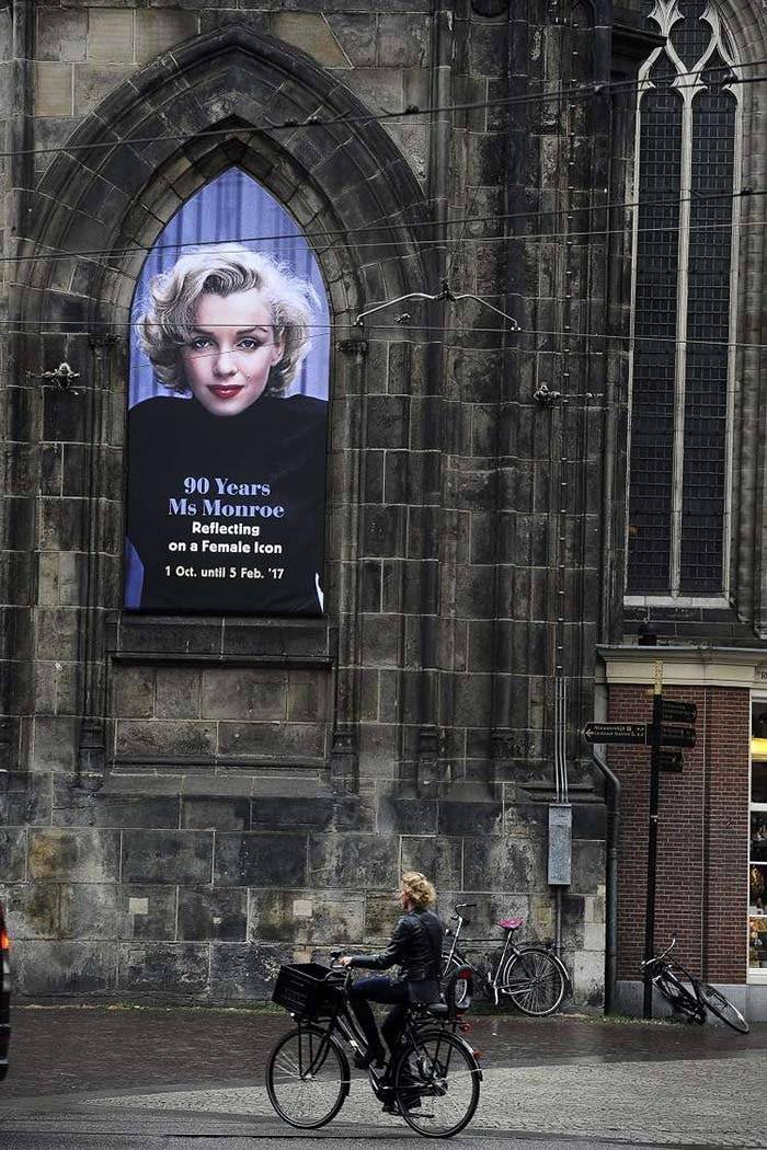 In Beeld: tentoonstelling 90 jaar Marilyn