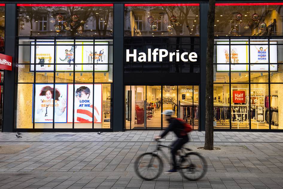 L'insegna polacca HalfPrice sbarca a Milano e cresce in Spagna