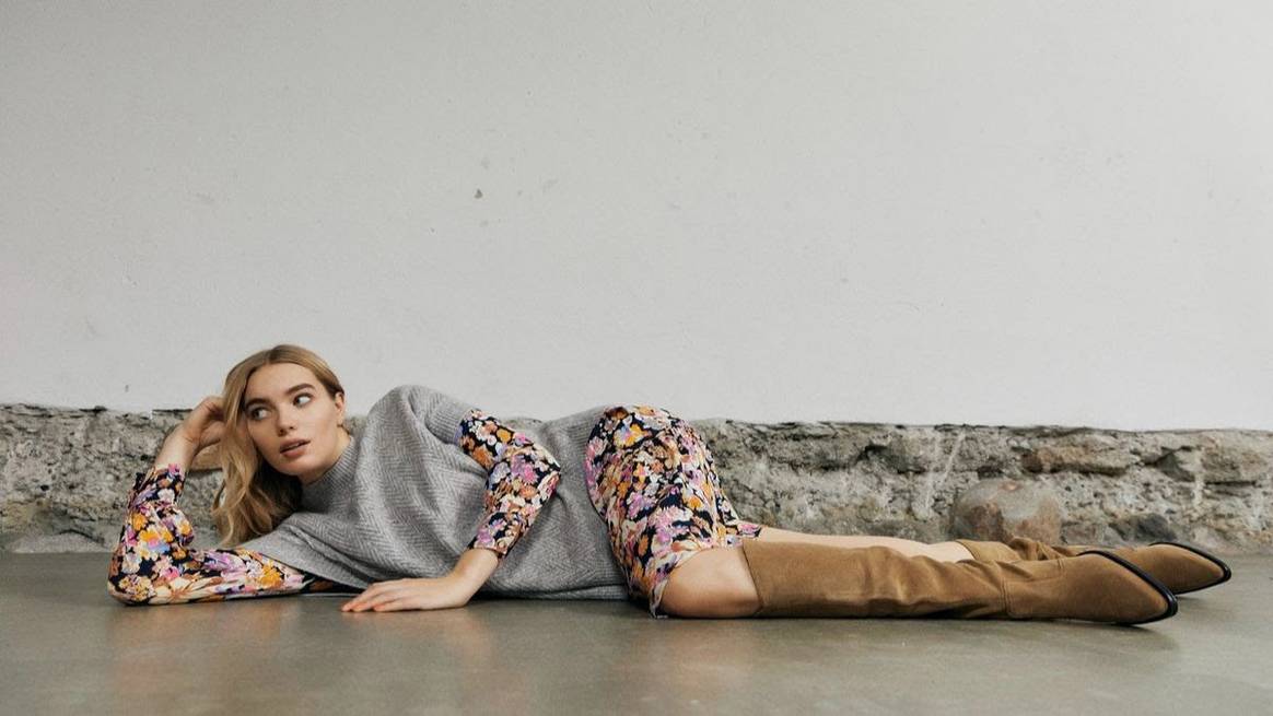 Y.A.S A/W21: het seizoen van bloemenprints, kabeltruien en pufferjassen