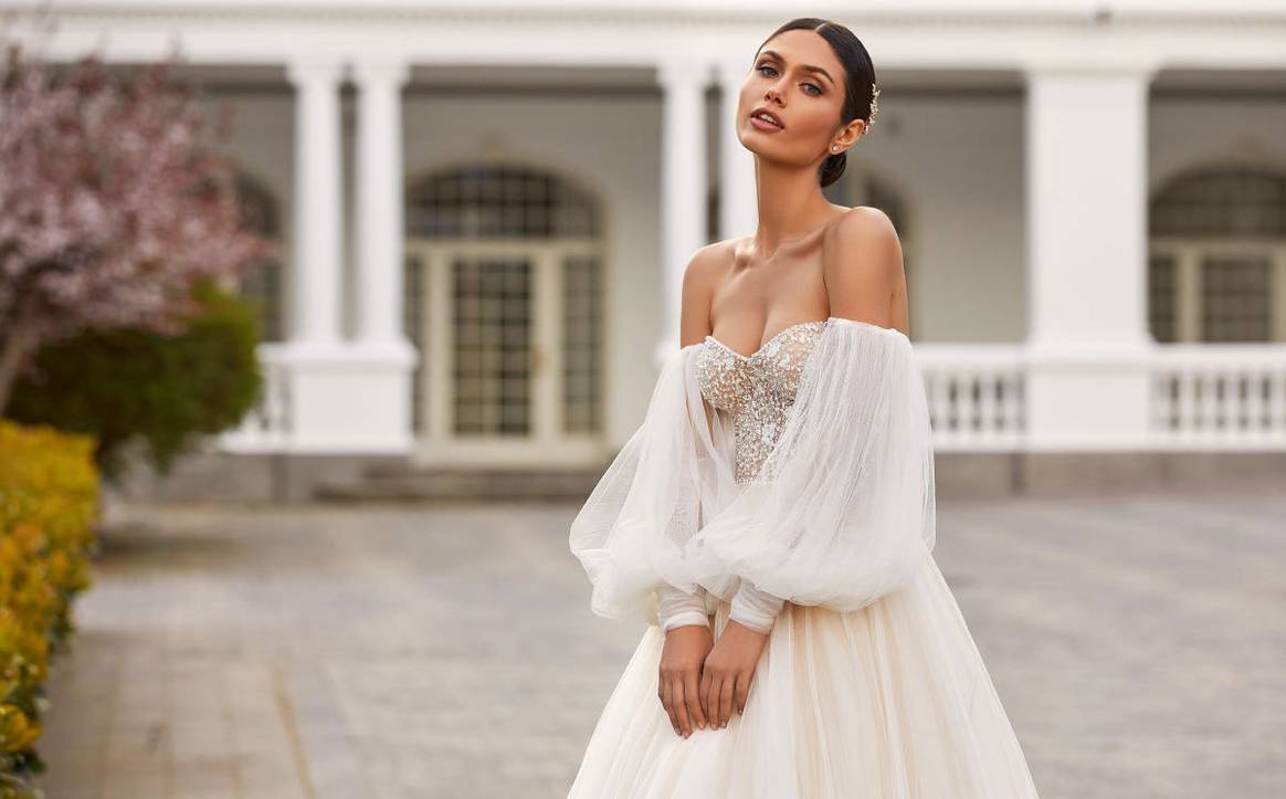 Pronovias presents the new ‘Premiere’ collection