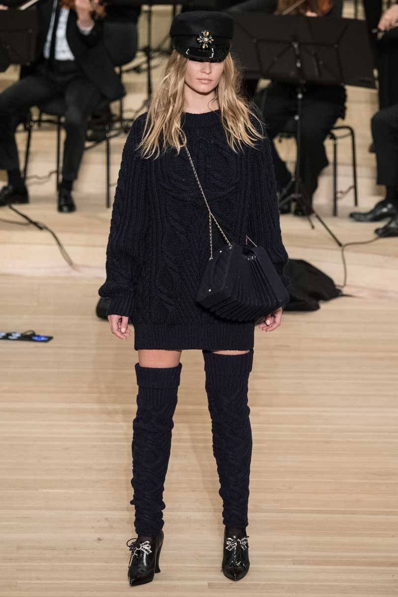 Kijken: Lagerfeld toont Chanel's Métier d’Art in geboortestad Hamburg