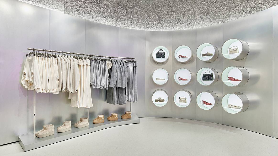 Tienda de Bershka en el número 25 de la Gran Vía de Madrid (España).