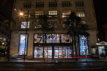 Adidas Q4 sales up, sees strong recovery in 2021