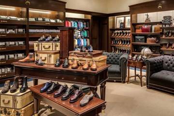 Sparc Group LLC купит Brooks Brothers