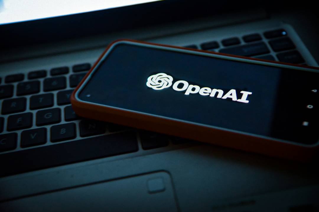 App di OpenAI su un telefono.