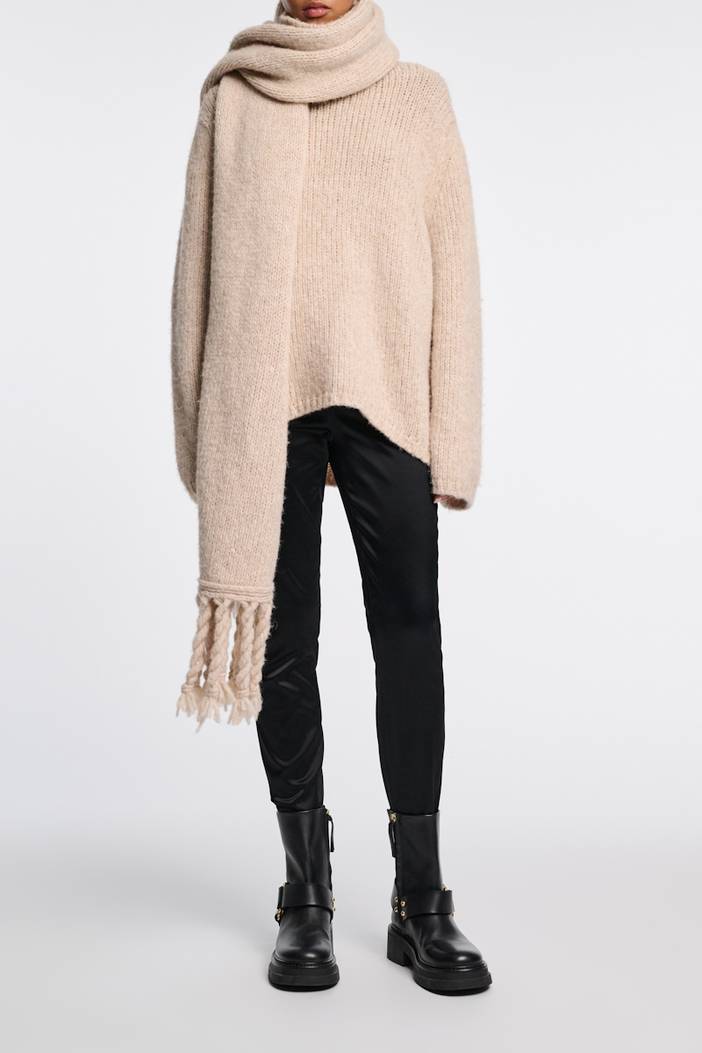 Short biker boots with twisted D-ring detail | dorothee schumacher