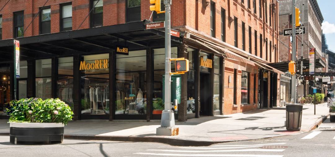L'esterno del negozio di New York