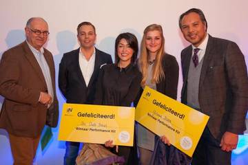 Yvonne Stoer en Bo Oude Breuil winnen Inretail Award