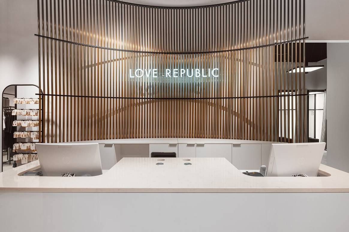 Melon Fashion Group открыл первый New concept store бренда Love Republic