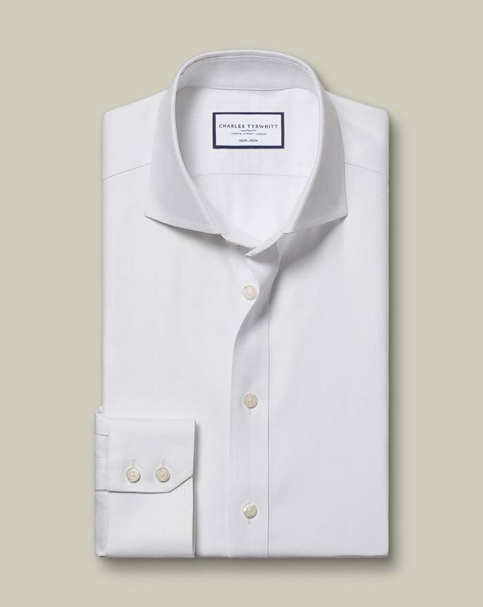 Men's Charles Tyrwhitt Cutaway Collar Non-Iron Herringbone Dress Shirt | Charles Tyrwhitt