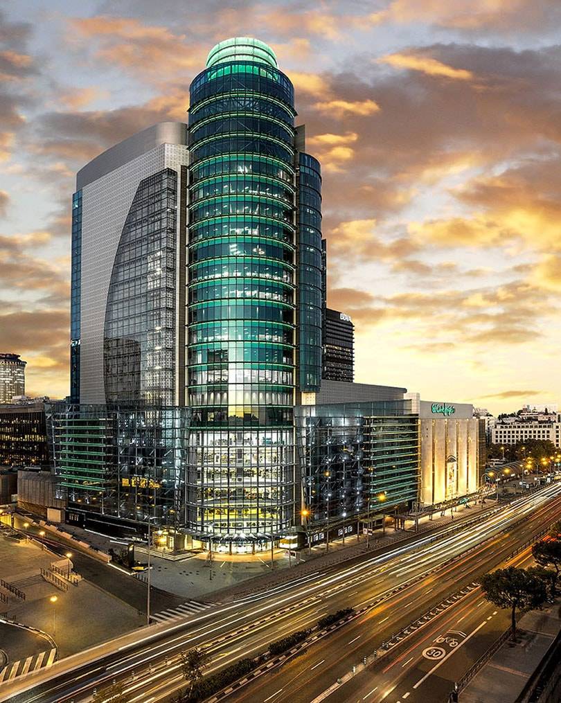 El Corte Inglés reabre (con descuentos) todos sus centros comerciales