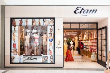 Visite en images de la première boutique Etam aux États-Unis