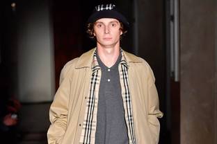 En image : Burberry a collaboré avec Gosha Rubchinskiy