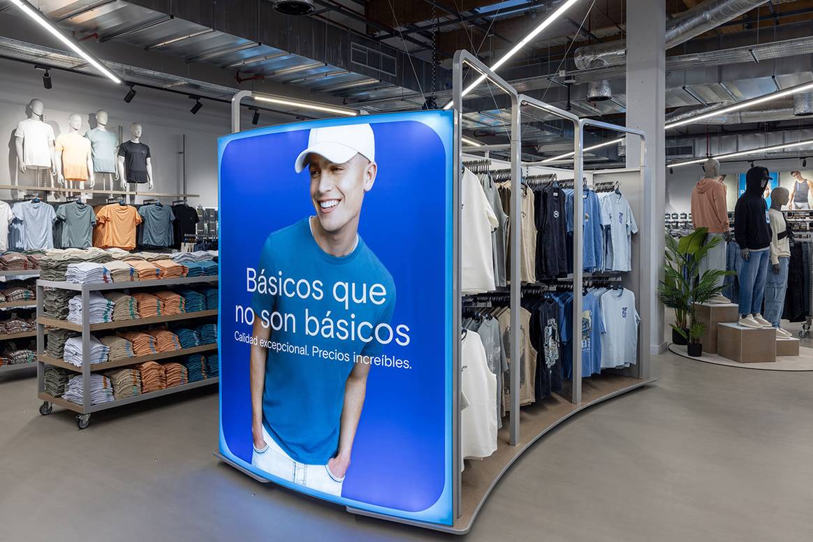 Tienda de Primark en el centro comercial As Termas de Lugo (España).