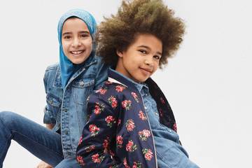 Petite fille voilée dans la campagne Gap Kids: que dit la loi?