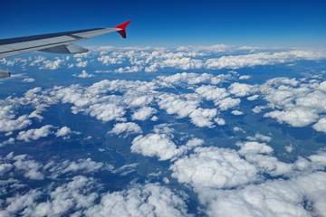 Adler setzt zum Abflug an und baut sein Reiseangebot aus 