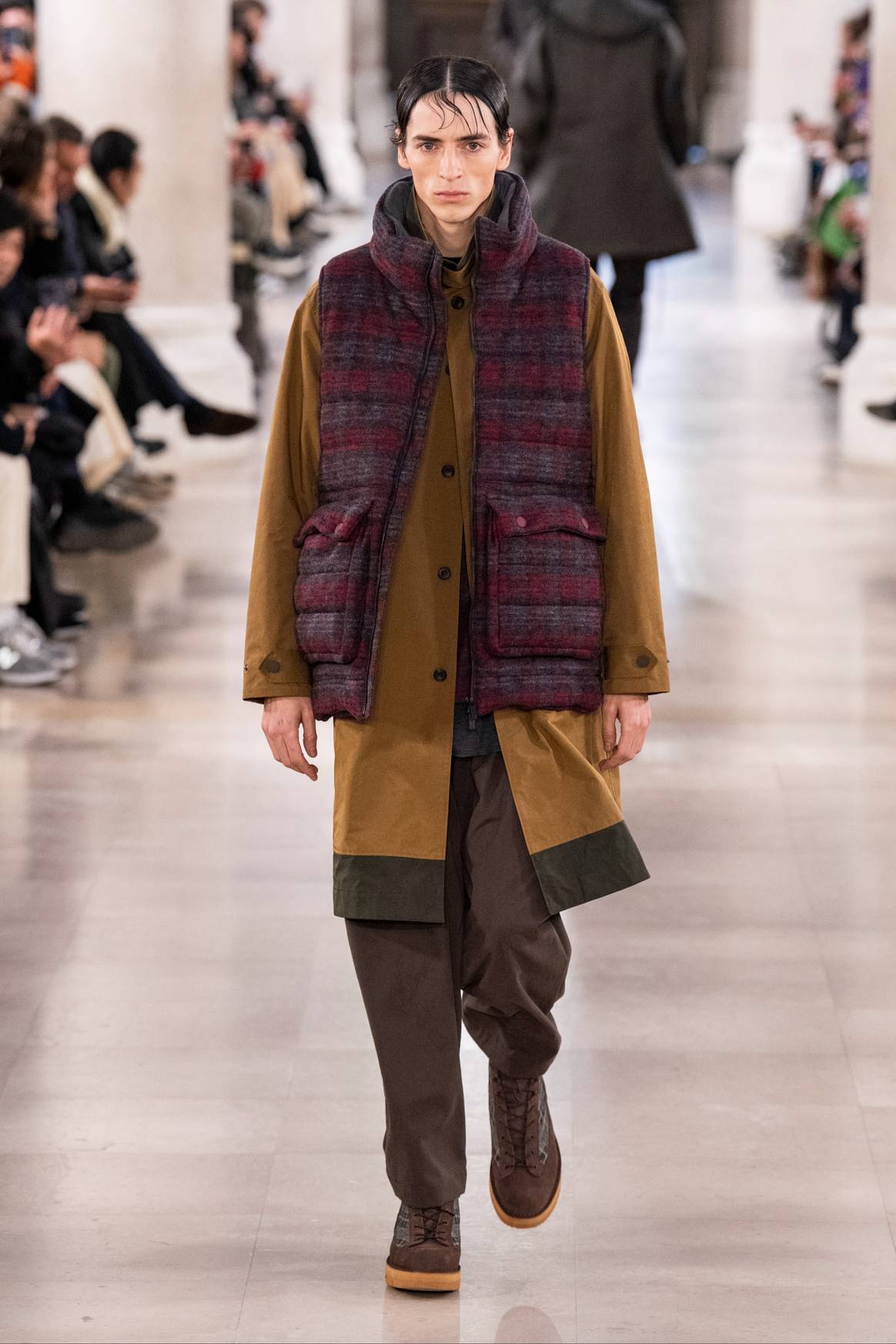 Imagen: White Mountaineering FW23/Launchmetrics Spotlight