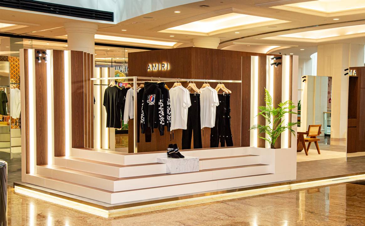En images : le nouveau pop-up store Amiri aux Émirats Arabes-Unis