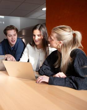 Collection image TMO Fashion business school