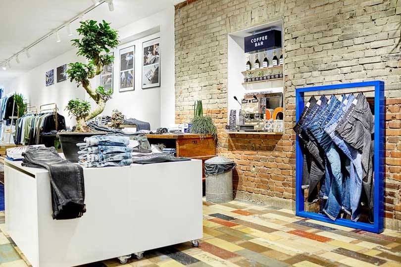 Kijken: Eerste winkel voor vrouwen voor Denham the Jeanmaker