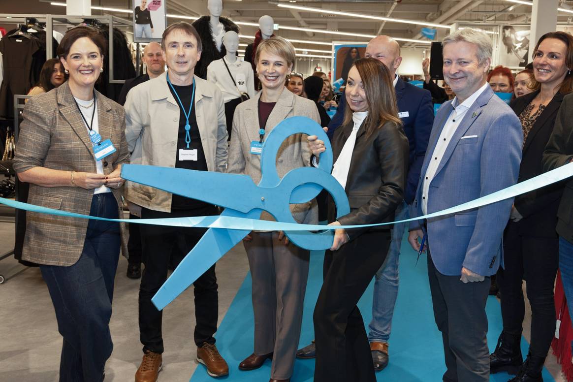 Eröffnung der neuen Primark Filiale im Ostsee Park Rostock