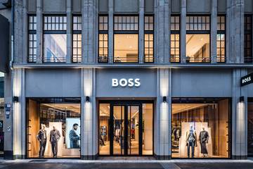 Hugo Boss anuncia un plan de ajuste tras hundir beneficios un -50 por ciento