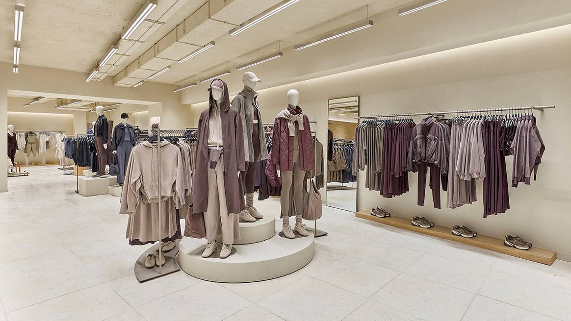 Tienda de Oysho en el número 42 de la calle Kalverstraat de Ámsterdam (Países Bajos).