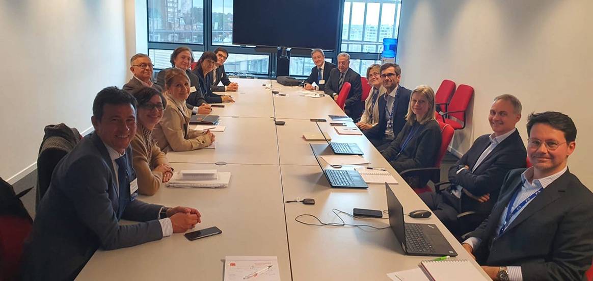 Photo Credits: La delegación española durante su viaje de trabajo a Bruselas. Fotografía de cortesía.