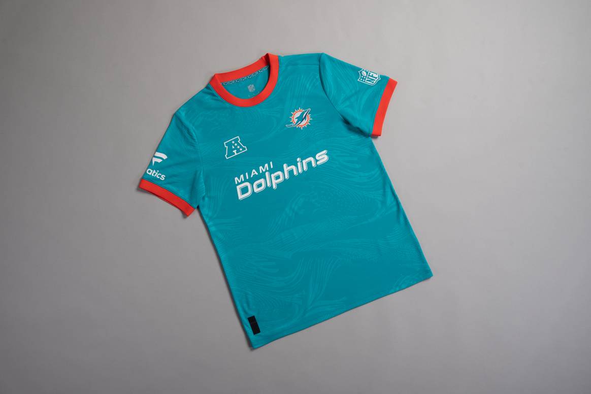 NFL Football x Football collection from Fanatics - Miami Dolphins