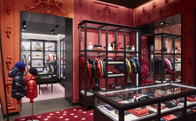 Binnenkijken: de eerste kinderboetiek van Moncler in Milaan