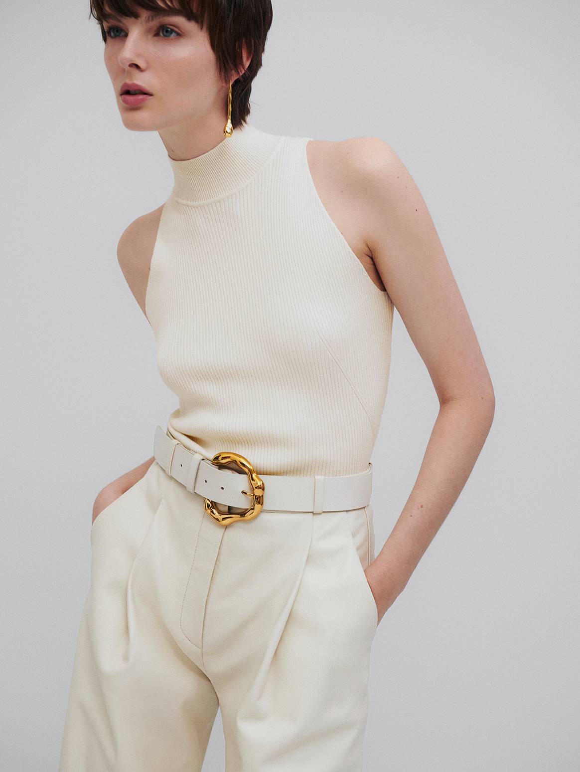 Photo Credits: Diseño de la colección de la nueva línea Studio de Massimo Dutti.