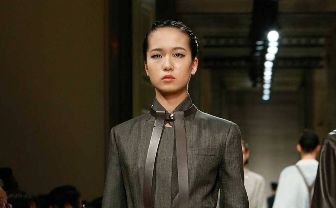 Armani presenta en Tokio su colección crucero