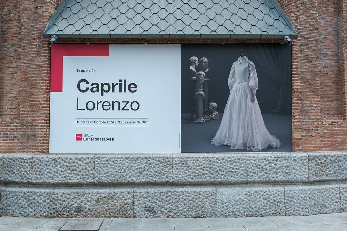 Exterior de la exposición “Caprile Lorenzo”, del 16 de octubre de 2024 al 30 de marzo de 2025 en la Sala Canal de Isabel II de Madrid (España).