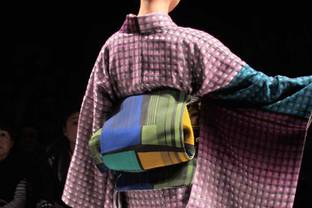 Japon: le kimono revu façon rock 'n' roll à la Fashion week