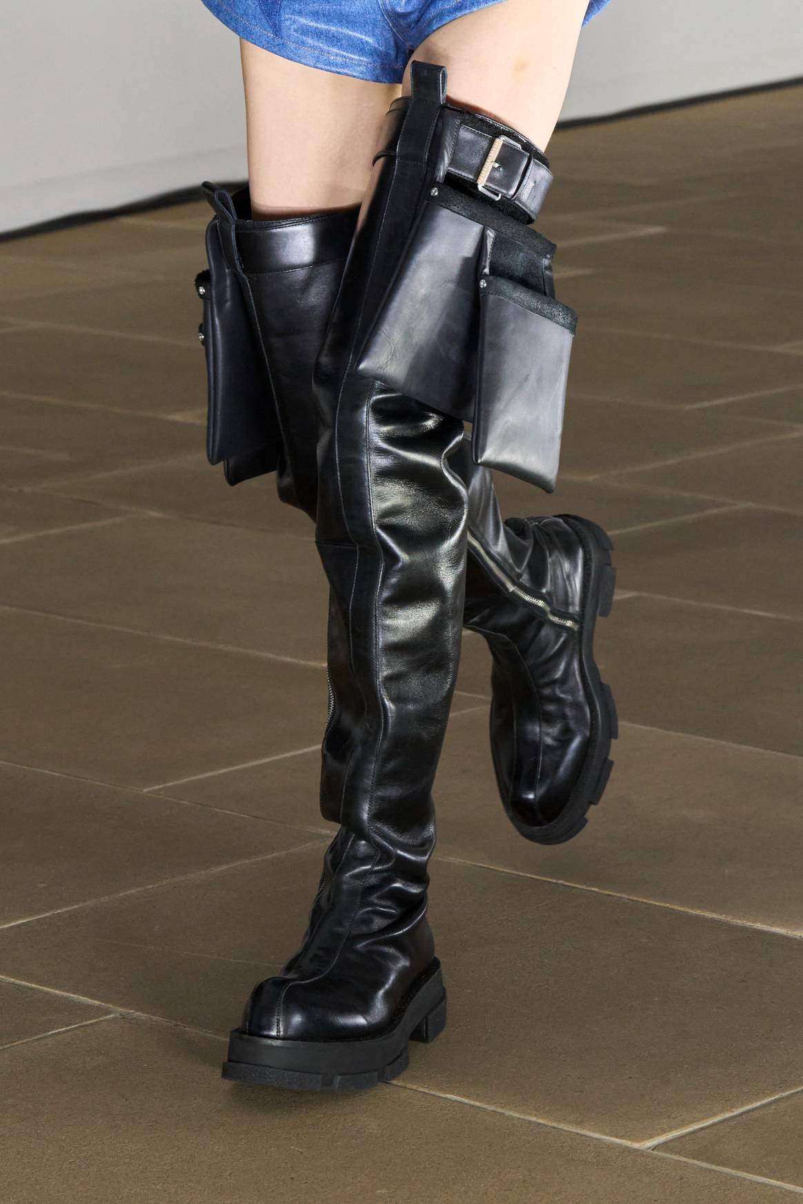 Bota ss24 de Dion Lee