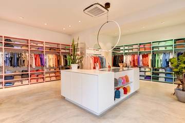 Colorful Standard opent winkel in Gent