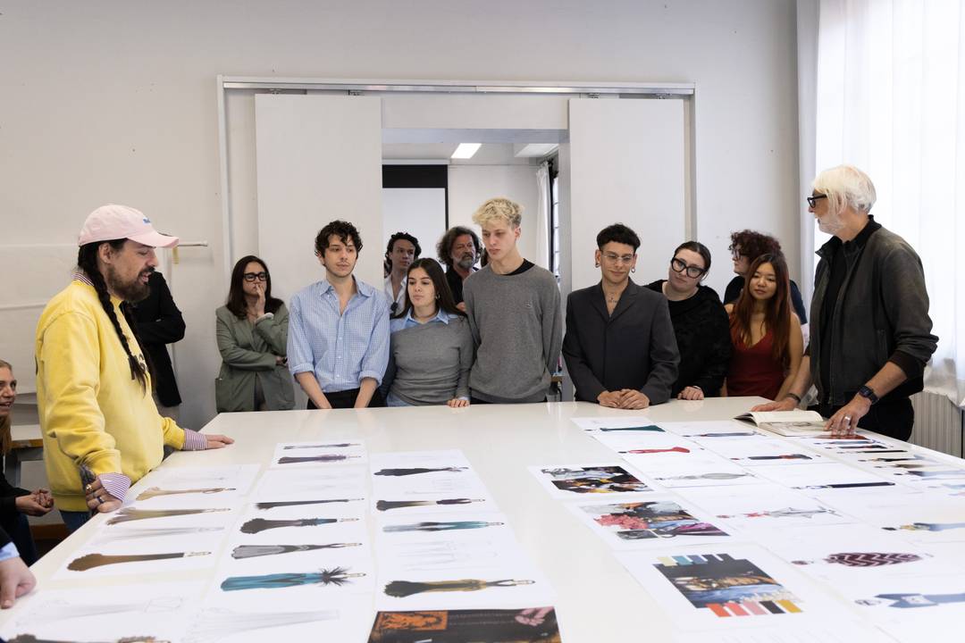 Alessandro Michele e gli studenti di Accademia Costume & moda