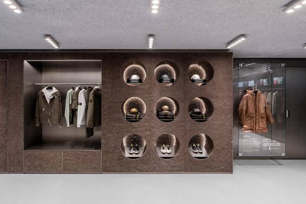 Stone Island apre ad Hangzhou