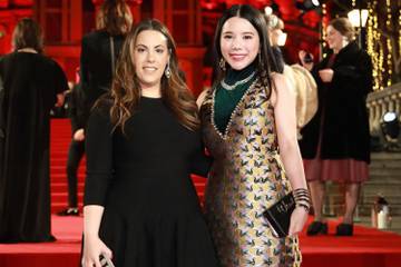 Yu Holdings adquiere participación minoritaria en Mary Katrantzou justo antes de ingresar a China