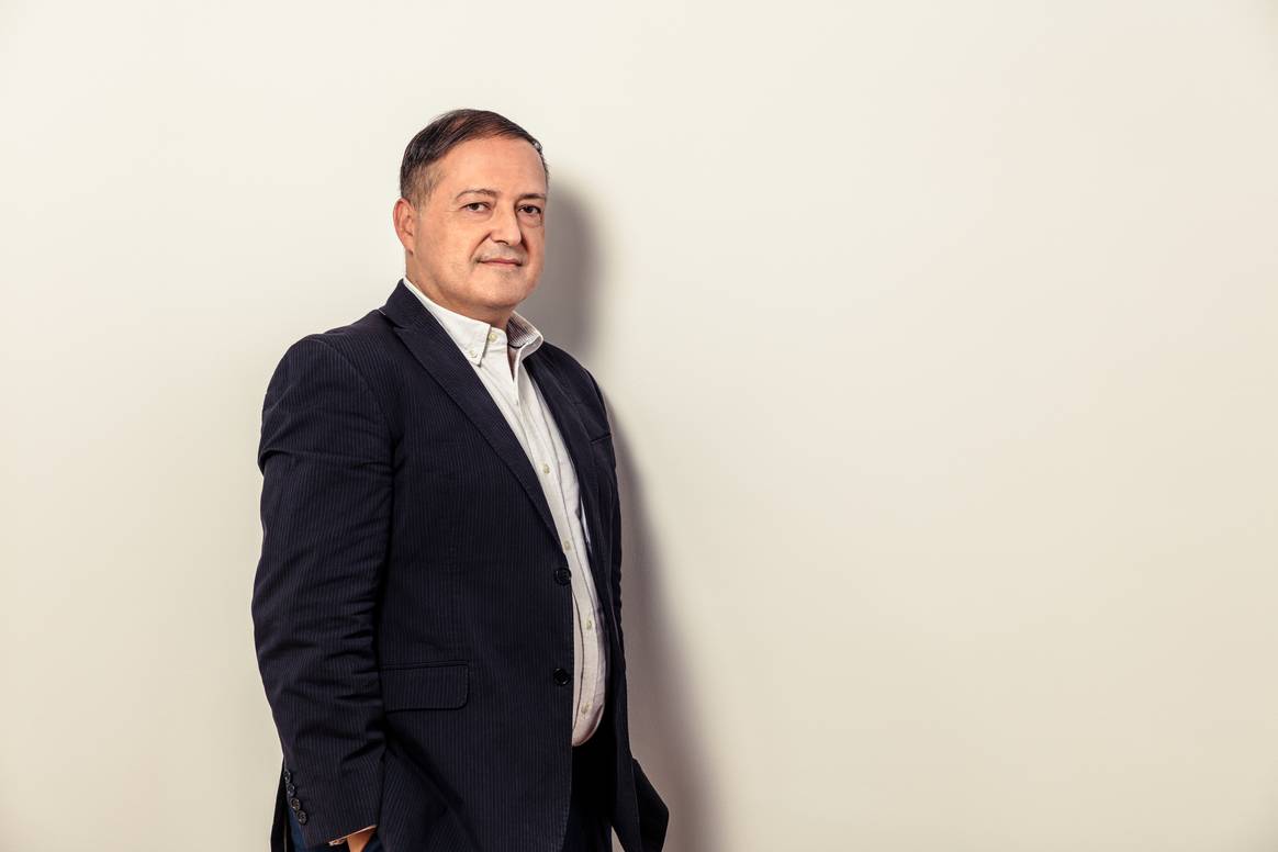 Luis Lara Arias is an international consultant and professor at ISEM.